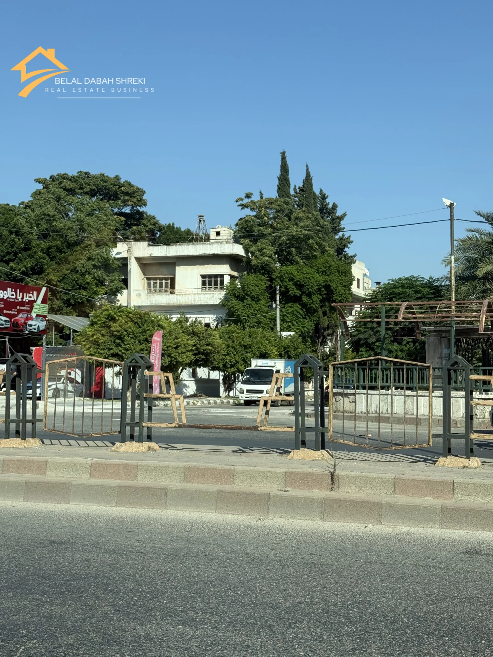 المشروع الثاني - قرب  اوتستراد التربية 