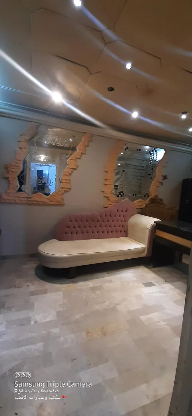 اللاذقية / سوق التجار قرب مدرسة العفاف 